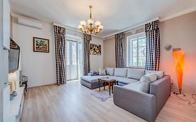 Apartment Pape